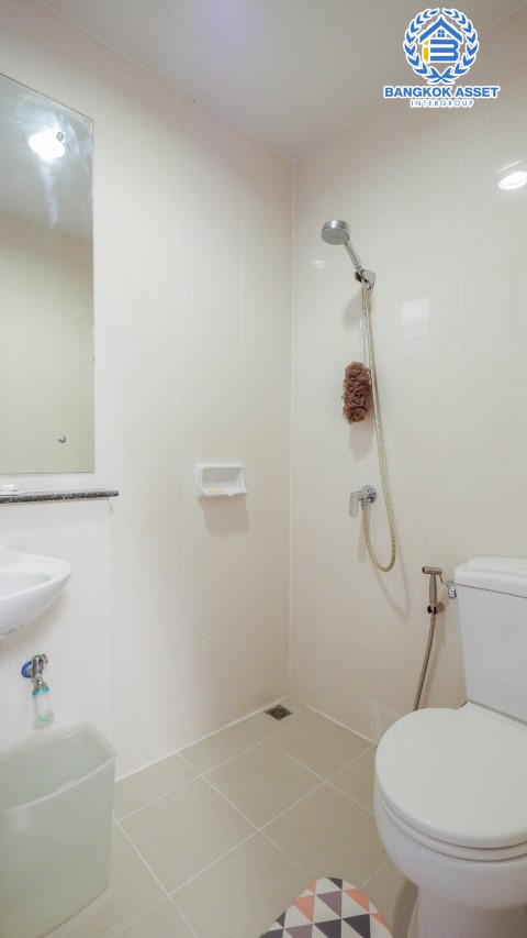 *****ทาวน์เฮ้าส์มือสองย่านนนทบุรี ม.โมดิวิลล่า ปิ่นเกล้า-วงแหวนฯ เนื้อที่มากถึงเกือบ 19 ตร.ว. ฟังก์ชัน 3 ห้องนอน 2 ห้องน้ำ 1 ที่จอดรถ แถมฟรี! 2 เครื่องปรับอากาศ บนทำเลเยี่ยม เชื่อมต่อหลายเส้นทาง ถ.กาญจนาฯ, ถ.บรมราชชนนี ใกล้เซ็นทรัลปิ่นเกล้า จองด่วน!